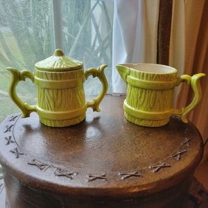 Vintage neon green Barrel cream and sugar dish.